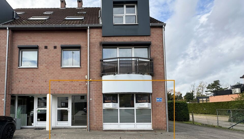 Commercieel gelijkvloers te koop in Genk